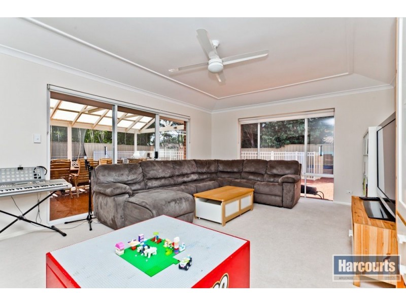46 Lucraft Gdns, Winthrop WA 6150