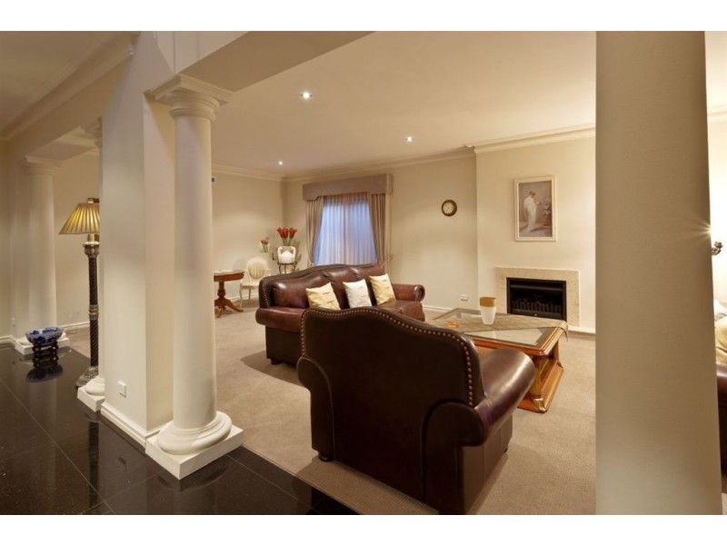 8 Spey Road, Applecross WA 6153