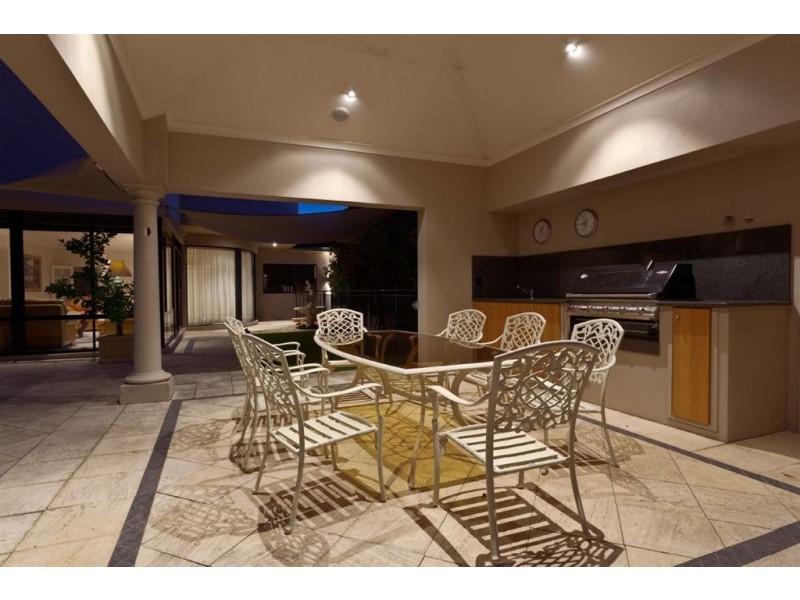 8 Spey Road, Applecross WA 6153