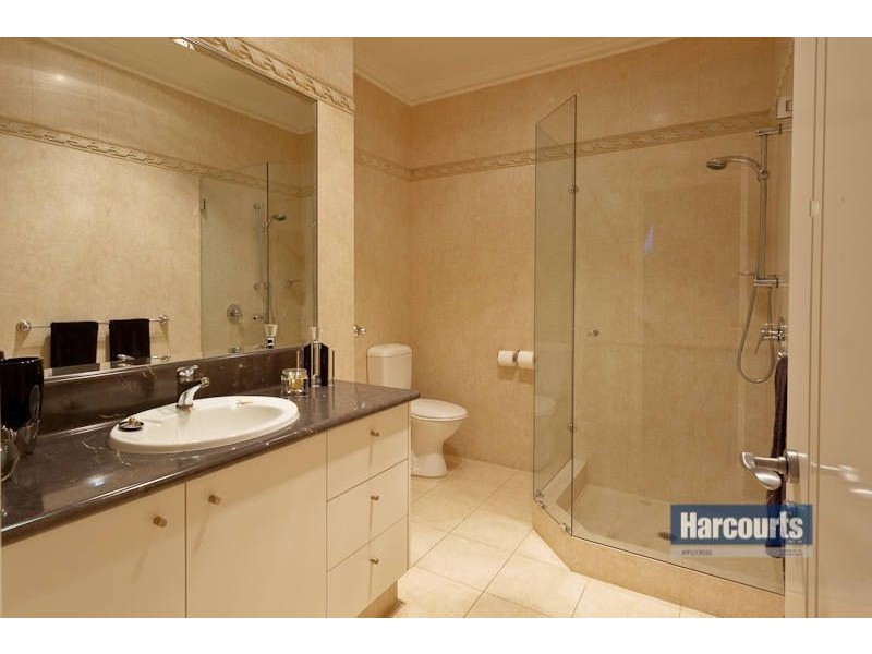 2 Paton Close, Winthrop WA 6150
