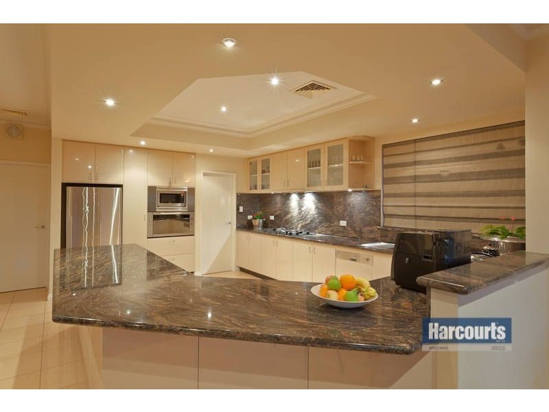 2 Paton Close, Winthrop WA 6150