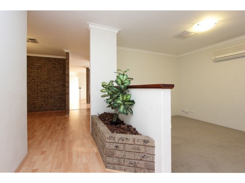 159 Aitken Drive, Winthrop WA 6150