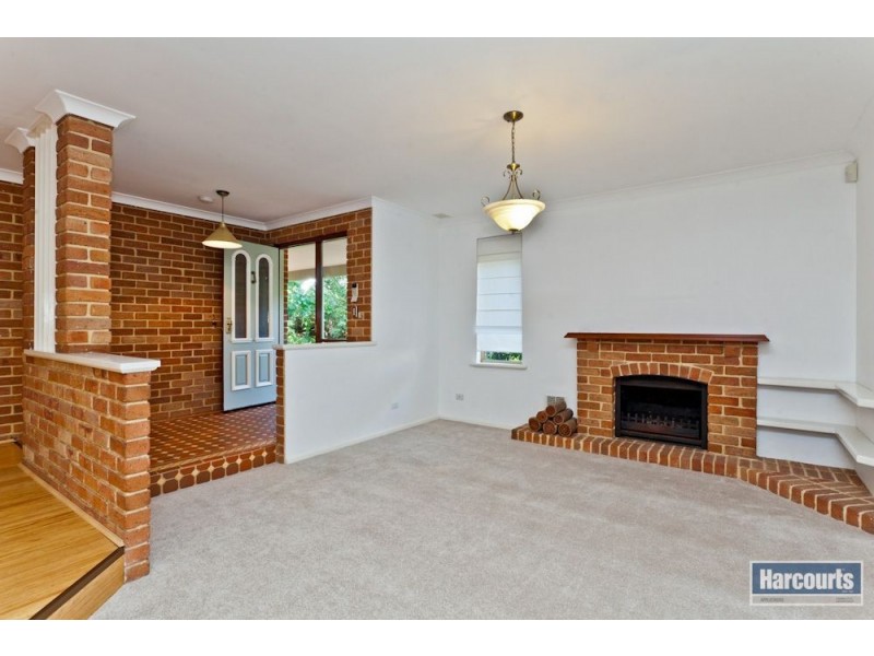 12 Richardson Arcade, Winthrop WA 6150