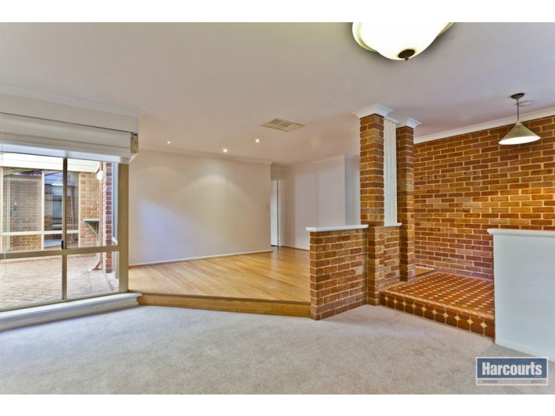 12 Richardson Arcade, Winthrop WA 6150