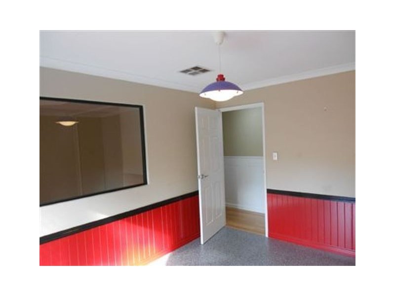 12 Connaught Gardens, Canning Vale WA 6155