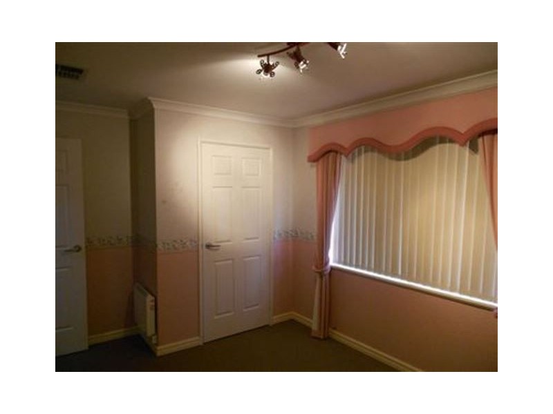 12 Connaught Gardens, Canning Vale WA 6155