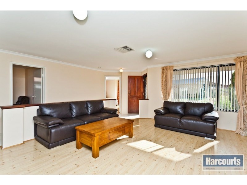 9 Thurloe Way, Canning Vale WA 6155