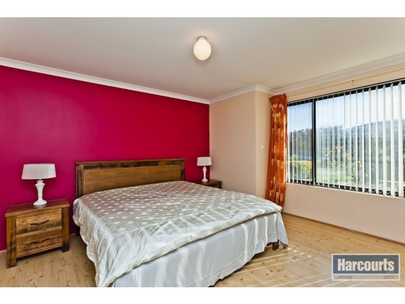 9 Thurloe Way, Canning Vale WA 6155