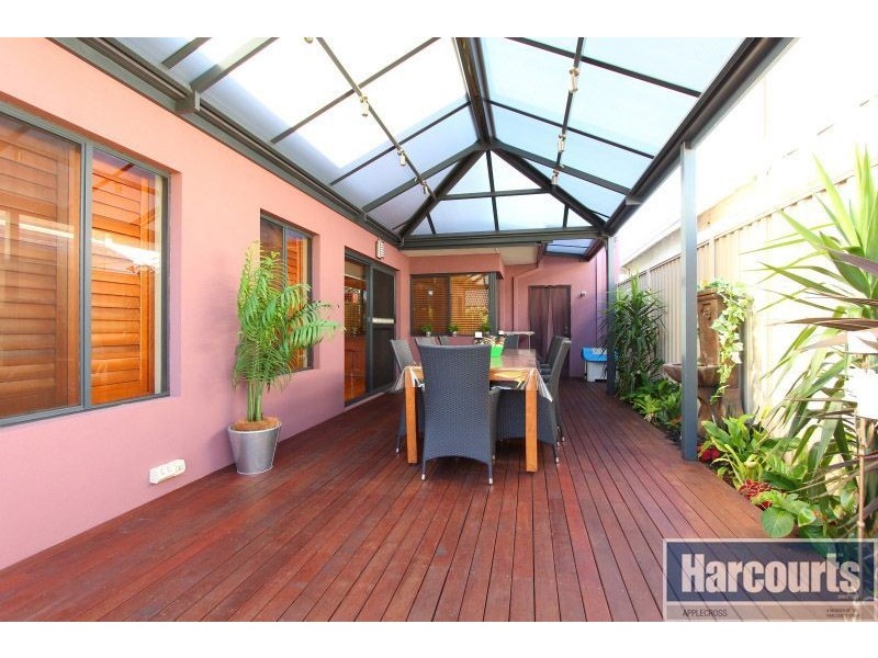 48 Wrexham Street, Bicton WA 6157