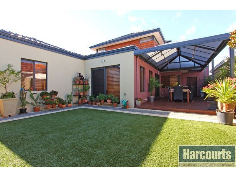 48 Wrexham Street, Bicton WA 6157