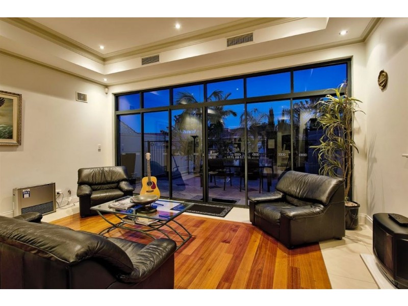 49 Duncraig Road, Applecross WA 6153