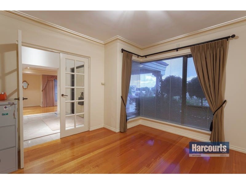 42 Riley Road, Kardinya WA 6163