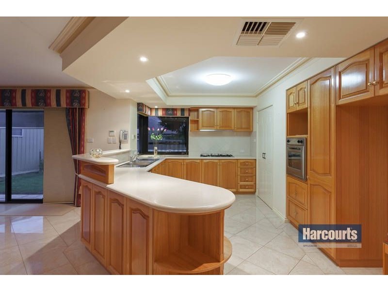 42 Riley Road, Kardinya WA 6163