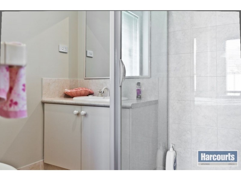 1/25 Minerva Loop, Success WA 6164