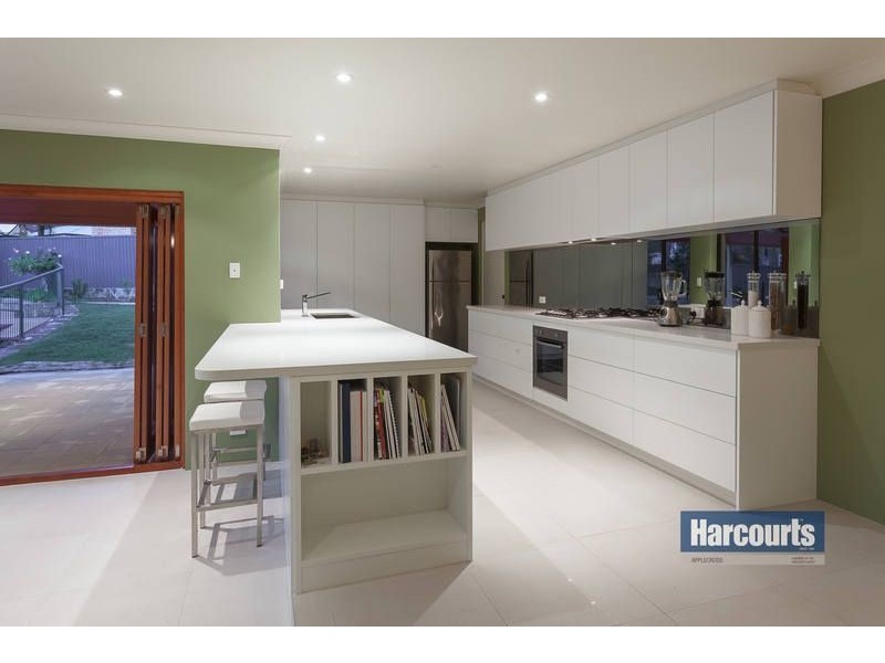 1 King Close, Winthrop WA 6150