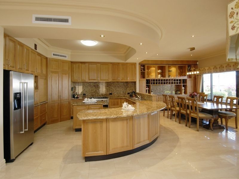 14 Crossman Pass, Salter Point WA 6152