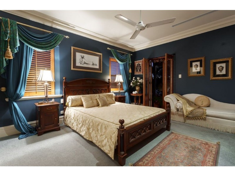 15 Blackwall Reach Parade, Bicton WA 6157