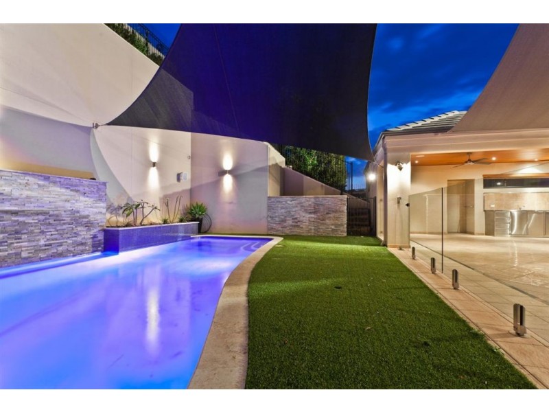 27 The Strand, Applecross WA 6153