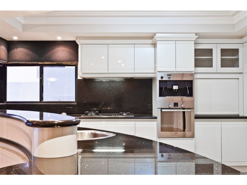 27 The Strand, Applecross WA 6153