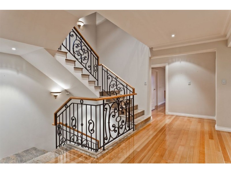 27 The Strand, Applecross WA 6153