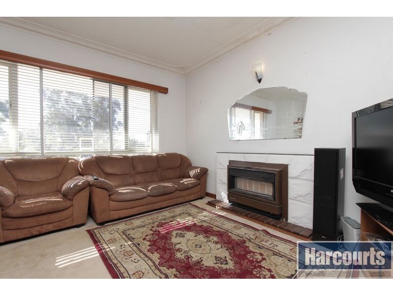 17 Hayward Way, Myaree WA 6154