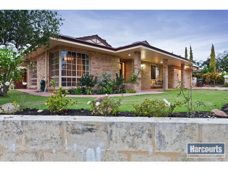27 Shacklock Crescent, Winthrop WA 6150