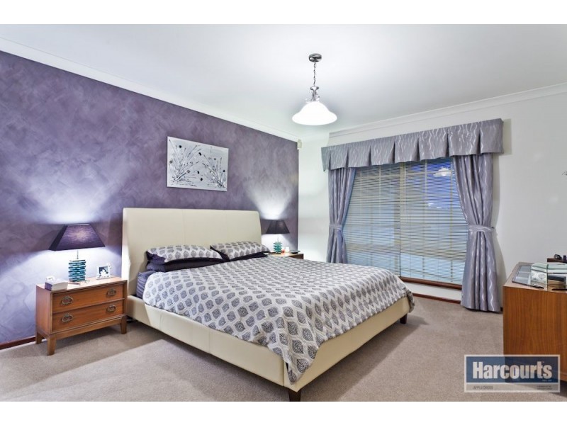 27 Shacklock Crescent, Winthrop WA 6150