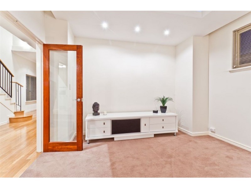 23A Swan Road, Attadale WA 6156