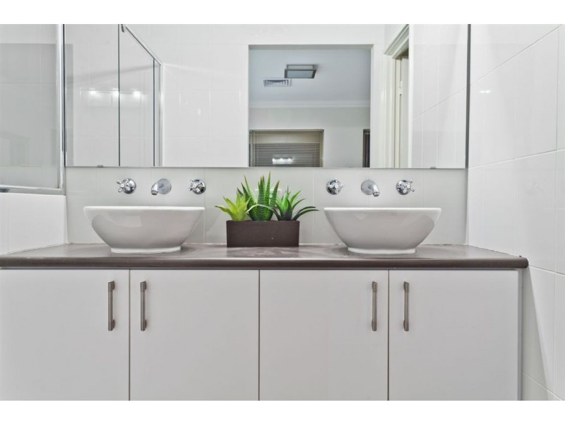 23A Swan Road, Attadale WA 6156