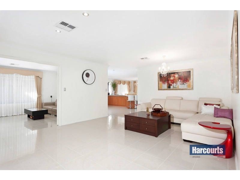 13 Conimbla Lane, Aubin Grove WA 6164