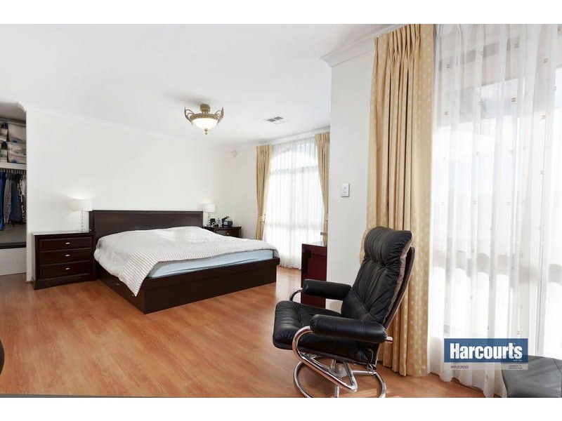 13 Conimbla Lane, Aubin Grove WA 6164