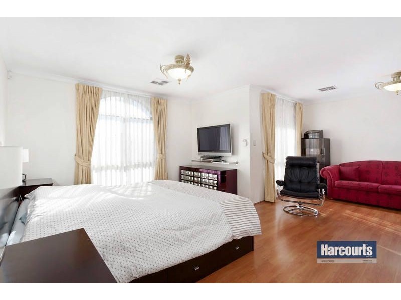 13 Conimbla Lane, Aubin Grove WA 6164