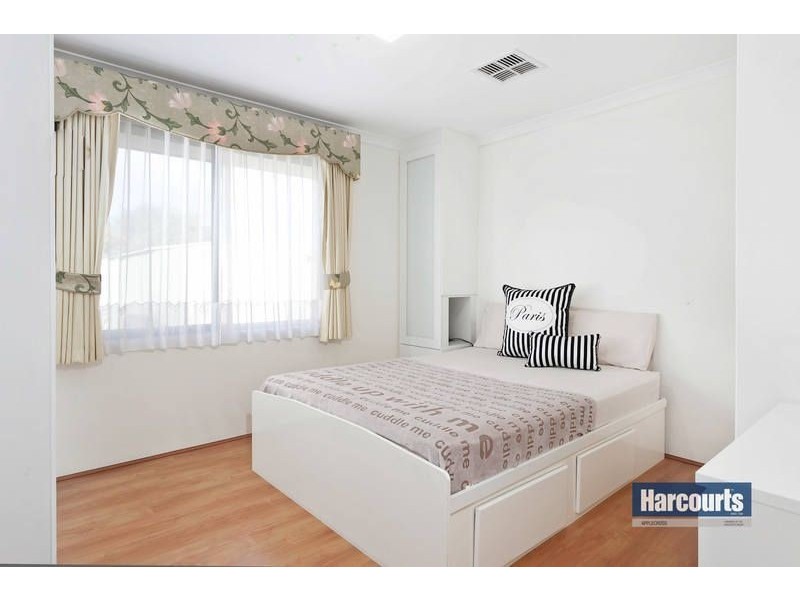 13 Conimbla Lane, Aubin Grove WA 6164