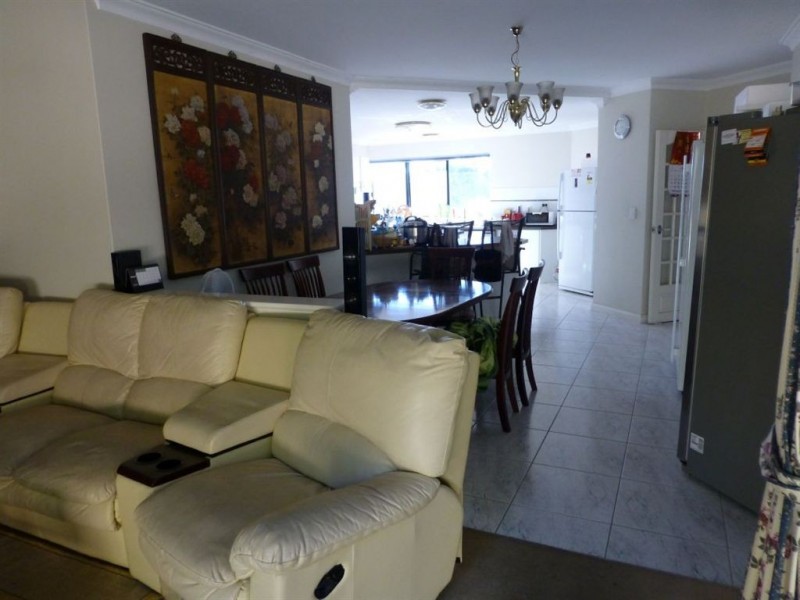 10 Hotchin Way, Kardinya WA 6163