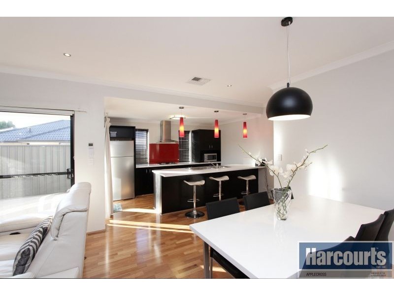 75B Moolyeen Road, Brentwood WA 6153