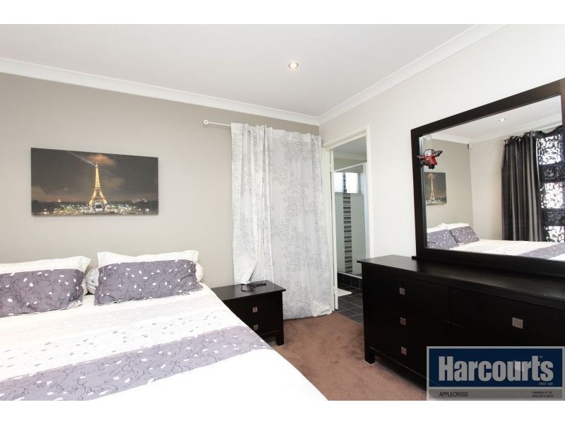 75B Moolyeen Road, Brentwood WA 6153