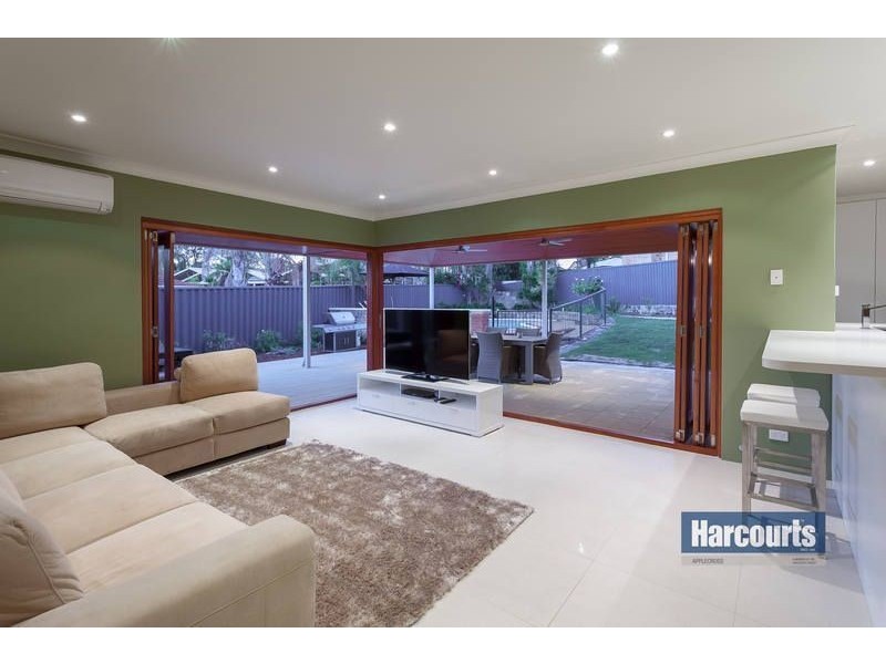 1 King Close, Winthrop WA 6150