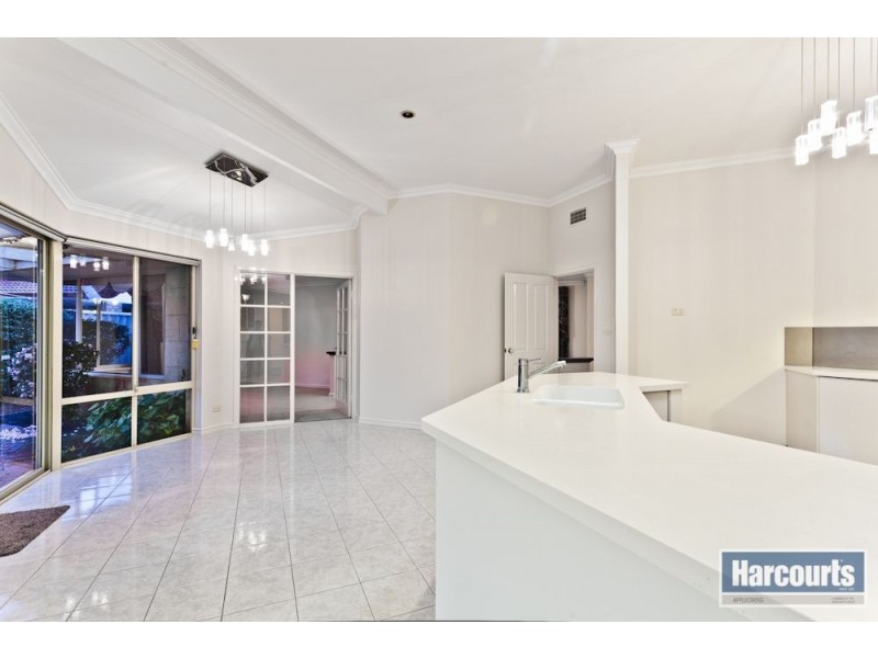 24 Brockman Avenue, Bull Creek WA 6149