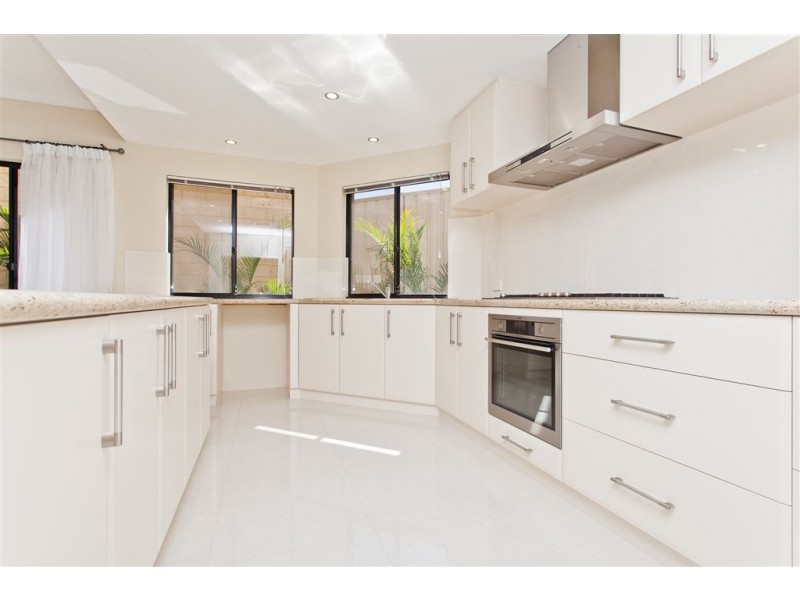 17A Bombard Street, Ardross WA 6153