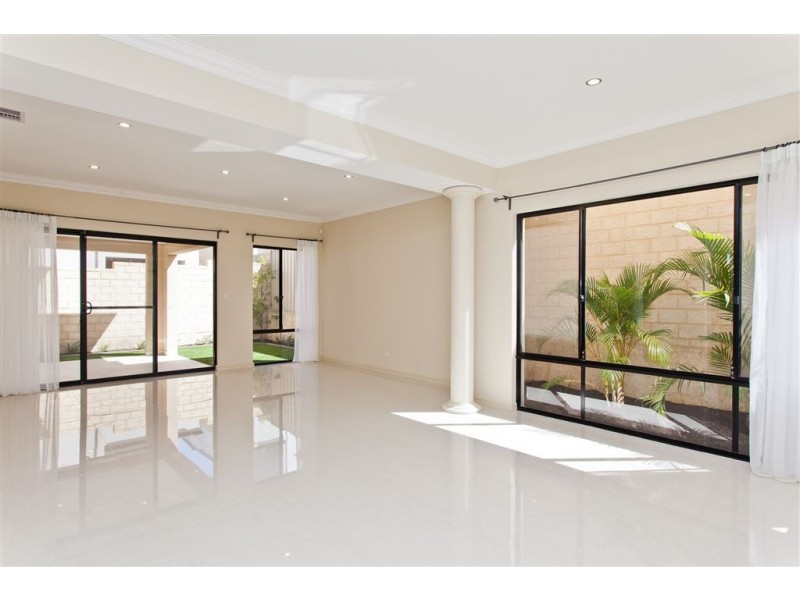 17A Bombard Street, Ardross WA 6153
