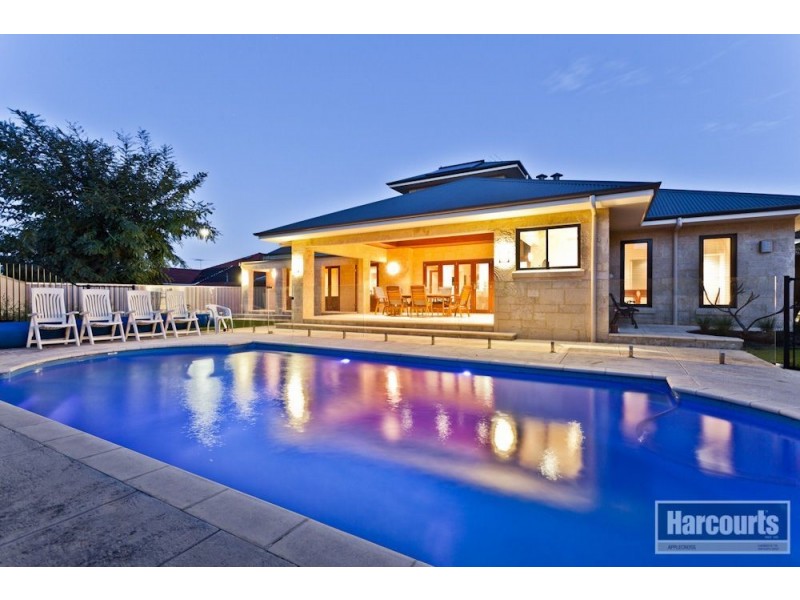 6 Woods Close, Winthrop WA 6150