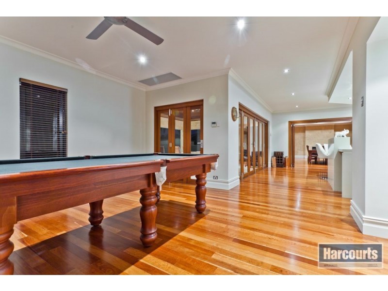 6 Woods Close, Winthrop WA 6150