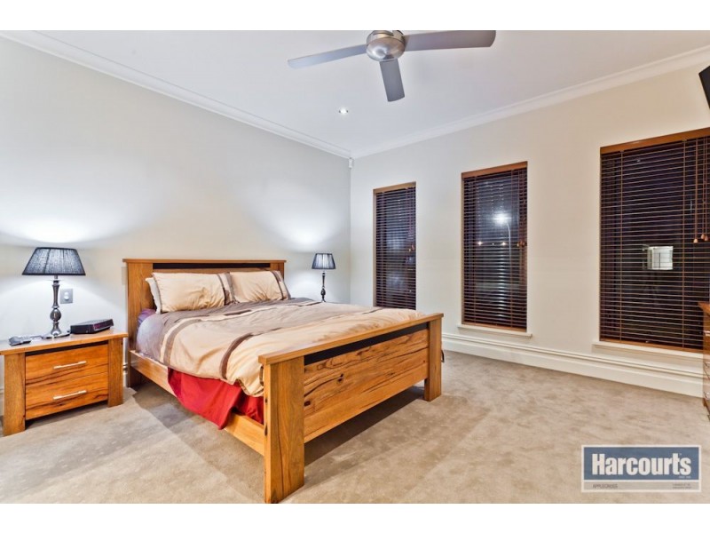 6 Woods Close, Winthrop WA 6150