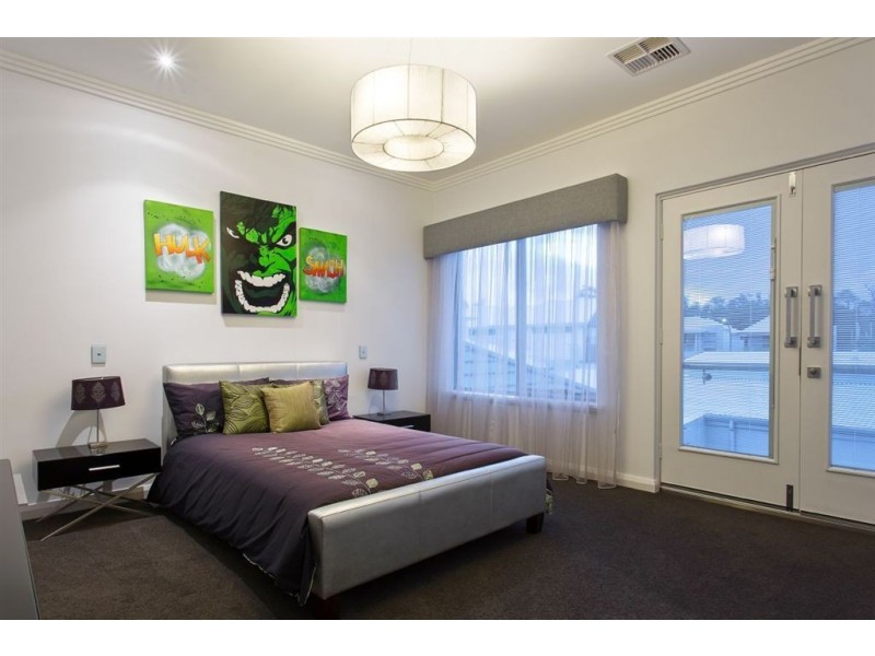 17 Pinnata Mews, Churchlands WA 6018