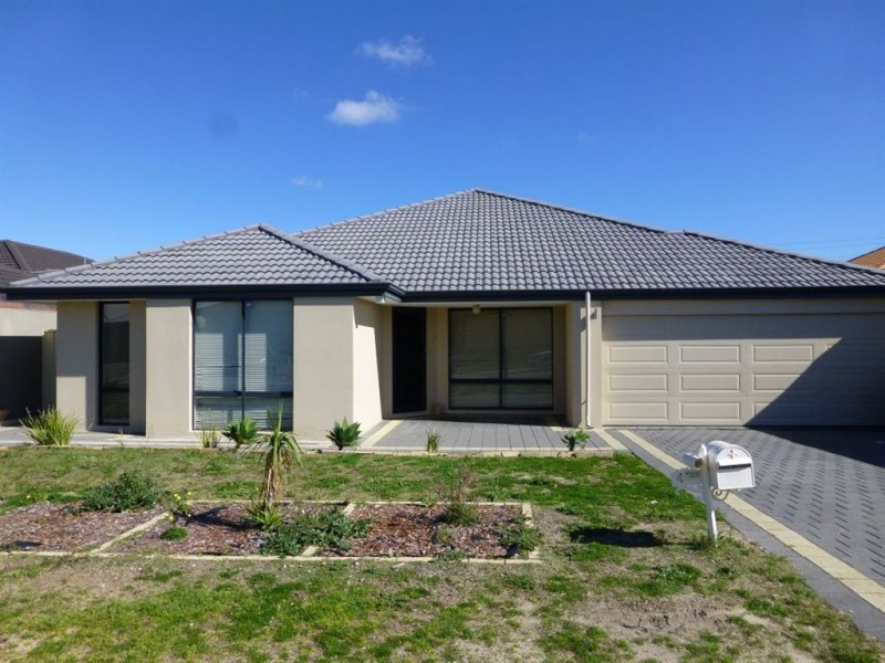 4 Coralgum Green, South Lake WA 6164