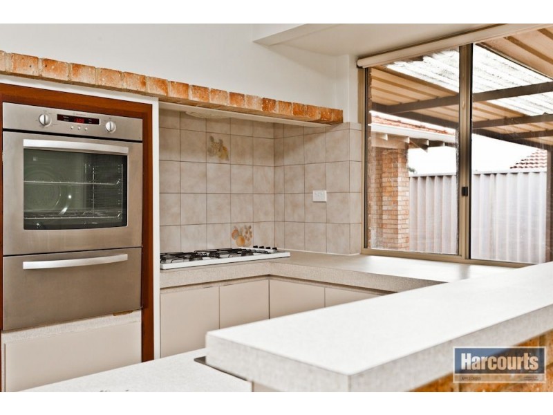 30 Blakers Ridge, Winthrop WA 6150