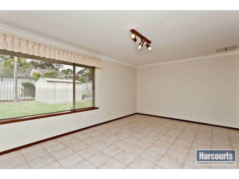 30 Blakers Ridge, Winthrop WA 6150