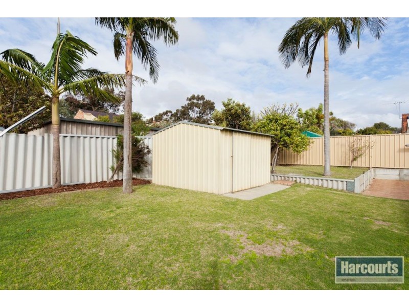 30 Blakers Ridge, Winthrop WA 6150