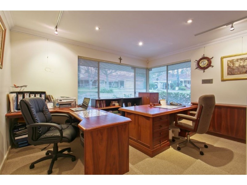 23 Nisbet Road, Applecross WA 6153