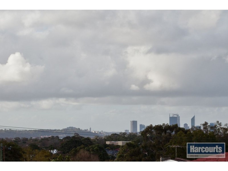 70 Riseley Street, Ardross WA 6153